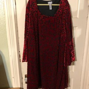 Red and Black Floral Scroll Velvet Dress